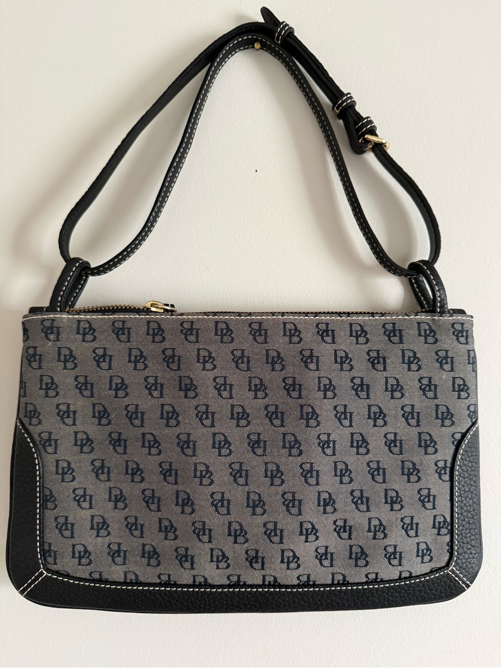 Dooney & Bourke Gray and Black Monogram Shoulder Bag - Picture 4 of 8